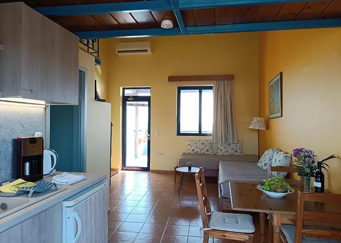 Paraktio Beach Apartments