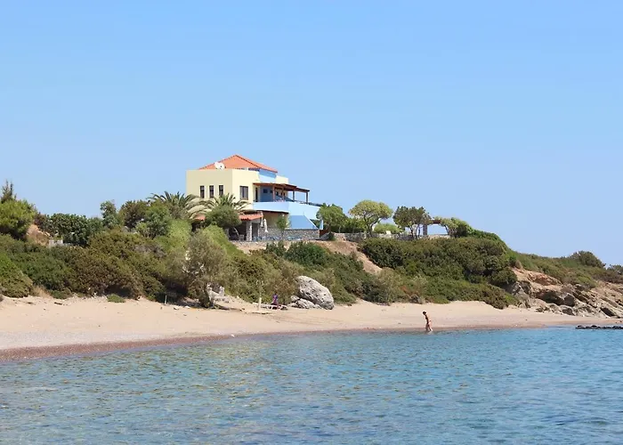 Paraktio Beach Apartments